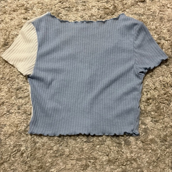 Womens Blue & White Ribbed Scalloped Button Up Stretchy Shirt - Picture 7 of 7